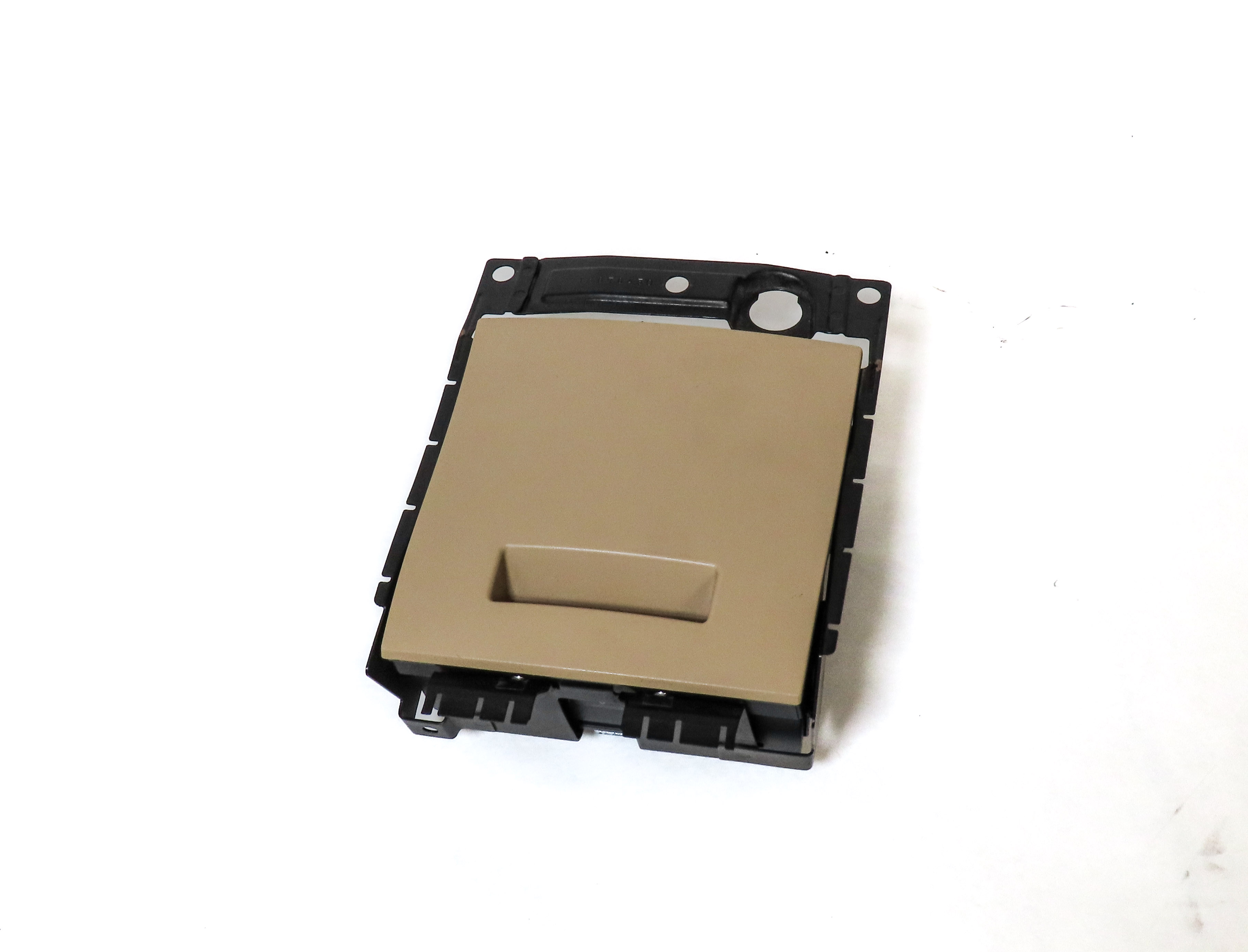03-13 MERCEDES B E GL ML CLS R CLASS RADIO STEREO 6-DISC CD CHANGER (BEIGE) — exact item pictured